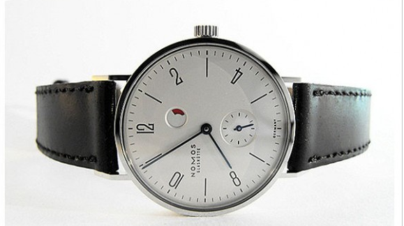 nomos1.png